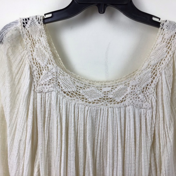 Beautiful,Ecru, Handmade Blouse. - Picture 5 of 7